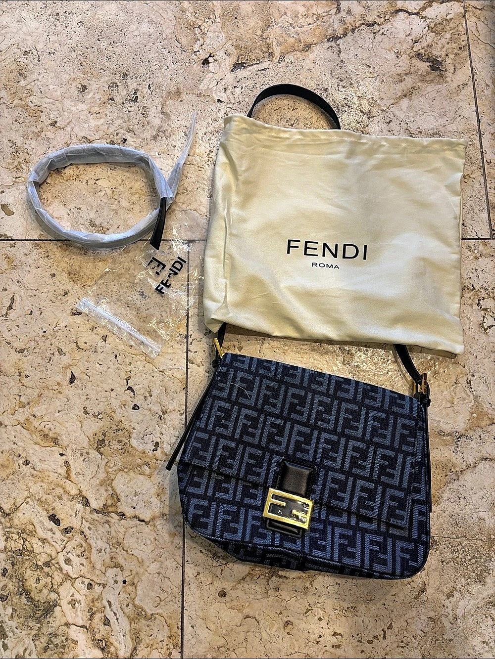 UNBRANDED Canvas Jean Flap Shoulder Bag in Blues NEW
